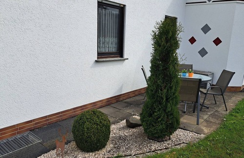 Herbstein Apartment | Pension Andrea: Ferienwohnung 1 with Private Terrace and Wi-Fi