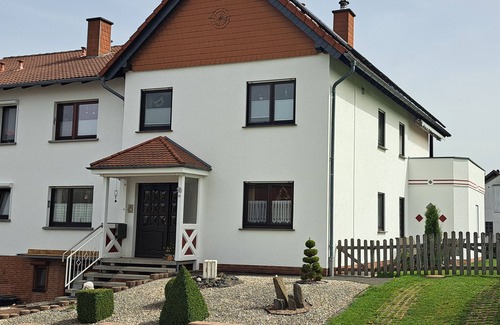 Herbstein Apartment | Pension Andrea: Ferienwohnung 2 with Balcony and Wi-Fi