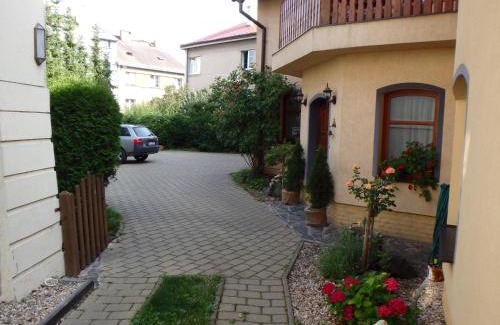 Ricany House | Pension Centrum
