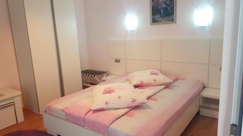 Baile Herculane House | Pension Charisma
