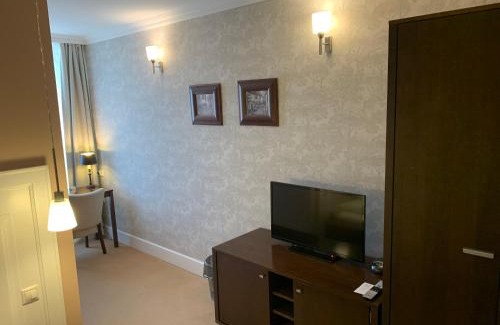 Zeliezovce Hotel | Pension Eden