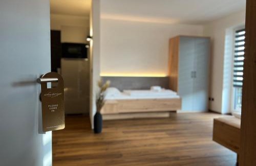 Weiherhammer House | Pension FeWo Schwärzer