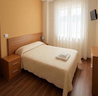 Carrizo De La Ribera House | Pension Gelin