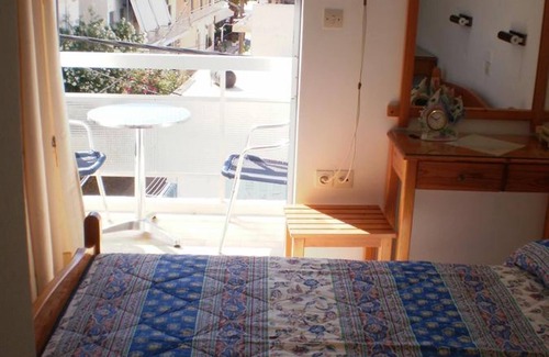 Methana House | Pension Gina