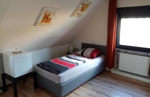 Niederraden House | Pension Hubertus