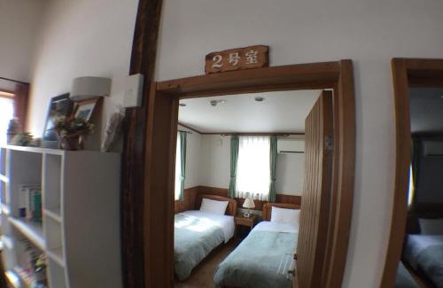 Motomachi House | Pension Jokura