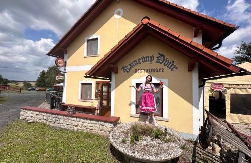 Třebeň-Nový Drahov House | Pension Kamenný Dvůr