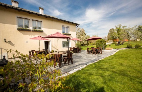 Schoerfling am Attersee Bed & Breakfast | Pension Knoll