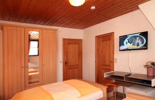 Tuttlingen House | Pension La Cascina