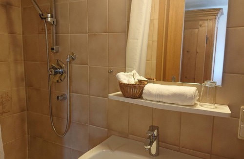 Massweiler House | Pension Landhaus Fischer