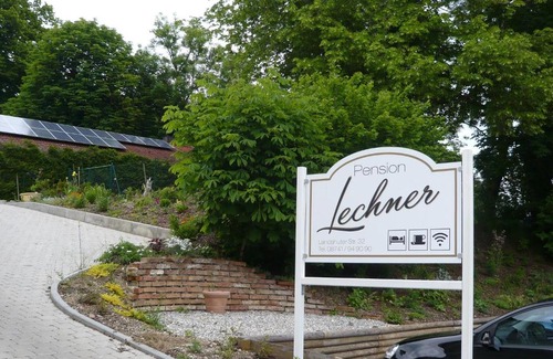 Vilsbiburg House | Pension Lechner