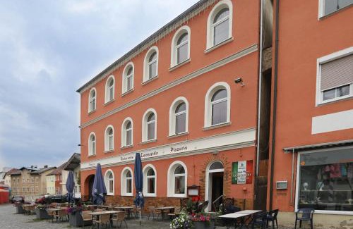 Aidenbach House | Pension Leonardo
