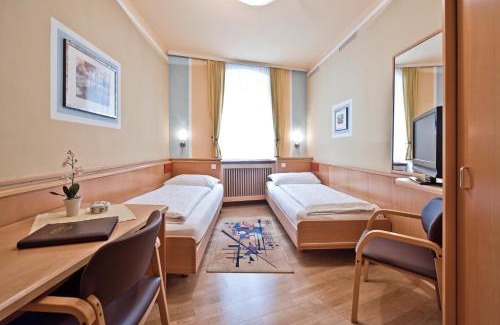 Grein House | Pension Martha