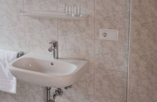 Silandro House | Pension Pernthaler