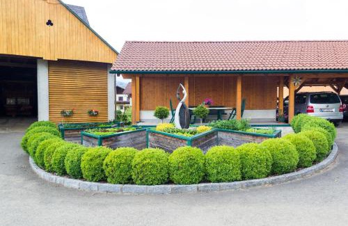 Sankt Margarethen bei Knittelfeld Bed & Breakfast | Pension Puster