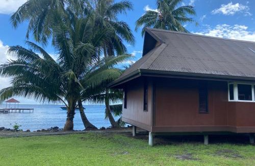 Teahupo'o Bed & Breakfast | Pension Reva Teahupoo