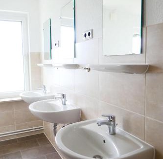 Broderstorf House | Pension Rooms