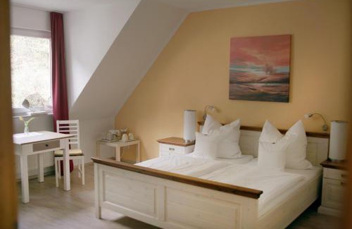 Laurenburg House | Pension & Seminarhaus "Haus am Fluss"