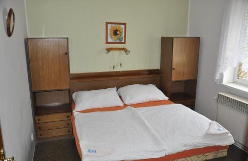 Dolni Chabry House | Pension Sparta