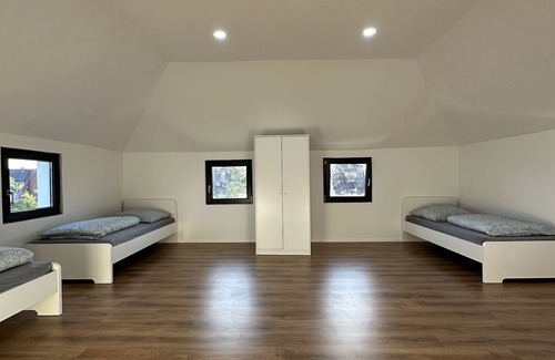 Ichenhausen Apartment | Pension Stern