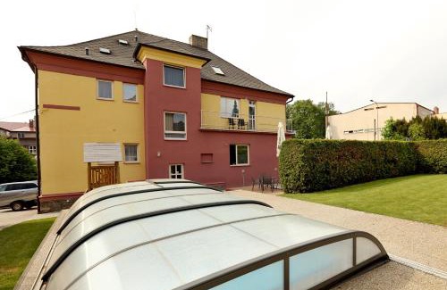 Domazlice Hotel | Pension Viola