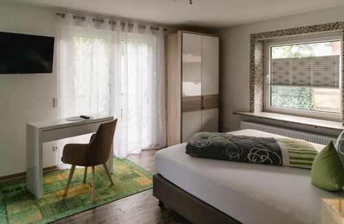 Aidlingen House | Pension Waldhorn