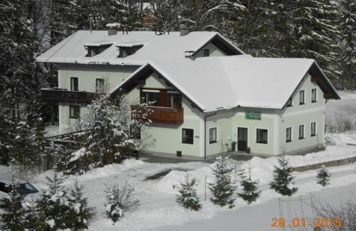 Gruenau im Almtal House | Pension Wanderruh