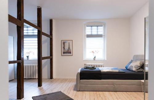 Bad Oeynhausen House | Pension Zimmer - Gemeinschaftsküche und Badezimmer