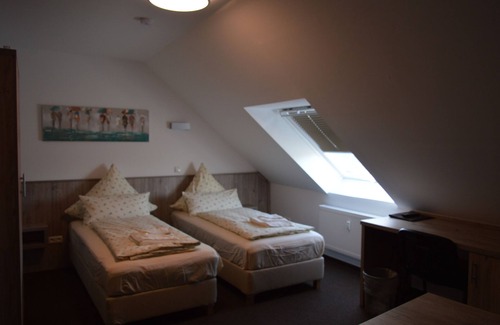 Rhein-Erft-Kreis District House | Pension "zur Traube"