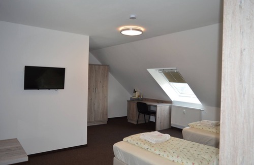 Rhein-Erft-Kreis District House | Pension "zur Traube"