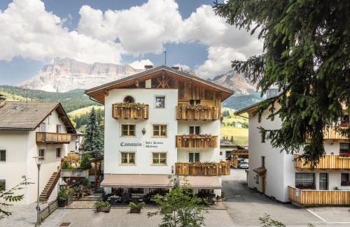 La Villa Hotel | Pensione Camoscio