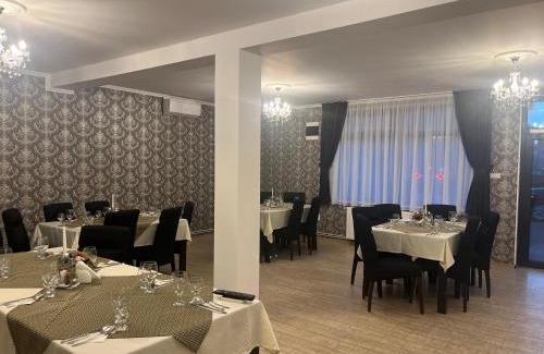 Ludus House | Pensiune cu restaurant Bigfast