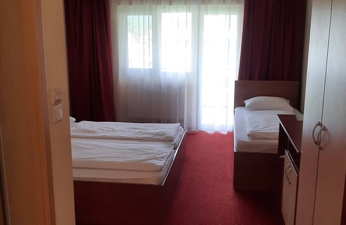 Baile Herculane House | Pensiune Safrane