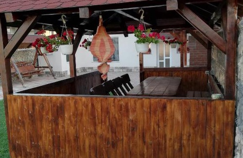 Rasnov House | Pensiunea Ada