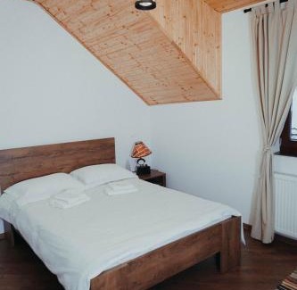 Recea House | Pensiunea Aer de Munte