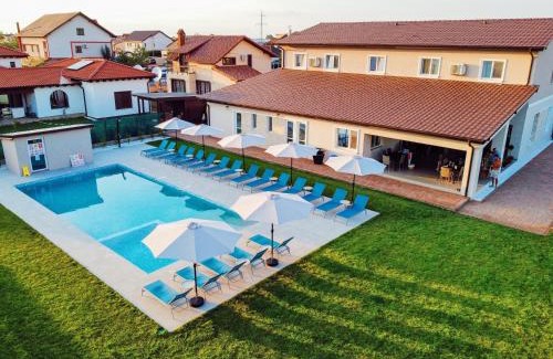 Dumbravita House | Pensiunea Agroturistica Marco