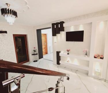 Novaci House | Pensiunea Alexia