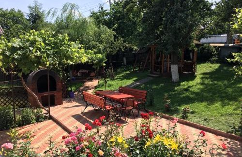 Agapia House | Pensiunea Alina