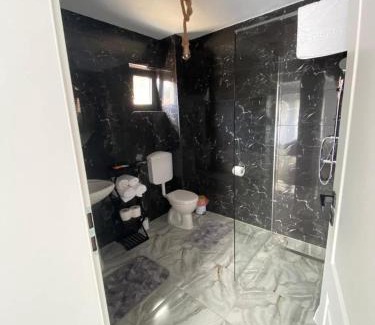Vaideeni House | Pensiunea Antonia Maria