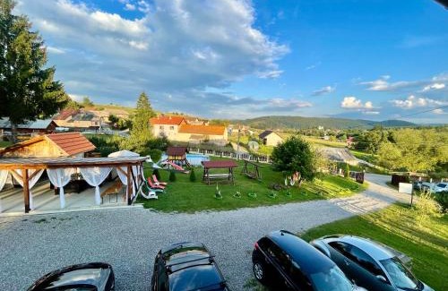 Intorsura Buzaului House | Pensiunea Beatrice