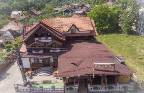 Capatineni-Ungureni House | Pensiunea Bella Vista