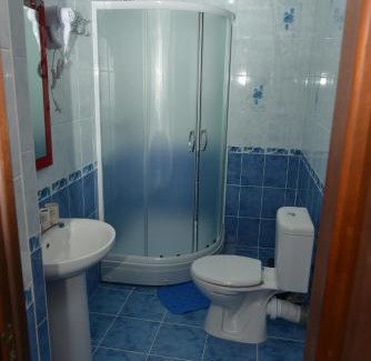 Moldova House | Pensiunea Butoias Glodeni