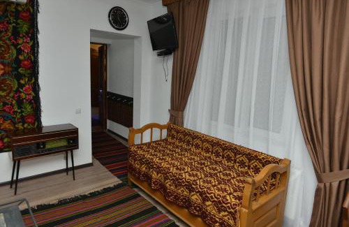 Moldova House | Pensiunea Butoias Glodeni