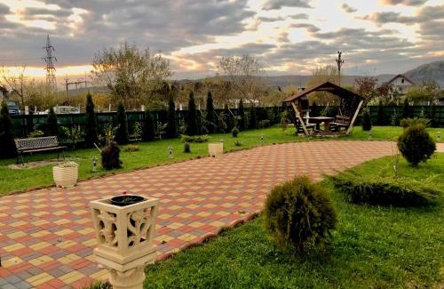 Beclean House | Pensiunea Casa Albă