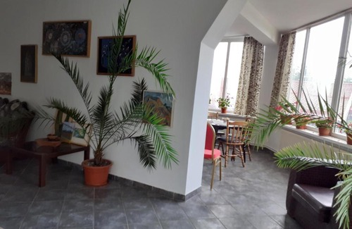 Pestisani House | Pensiunea Casa Brancusi