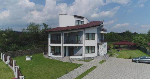 Turcinesti House | Pensiunea Casa Hortopan