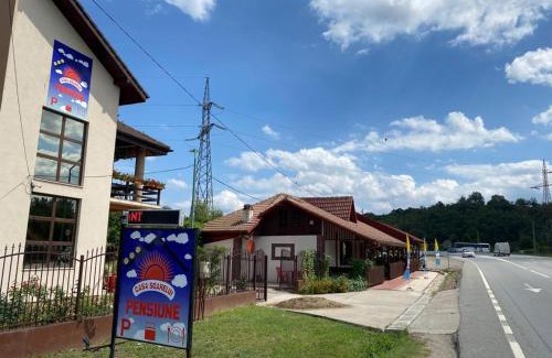 Simian House | Pensiunea Casa Soarelui