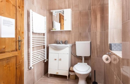 Vidra House | Pensiunea Cascada