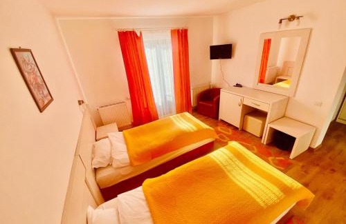 Neagra Sarului Villa | Pensiunea Cassandra