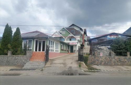Nusfalau House | Pensiunea Cetatea